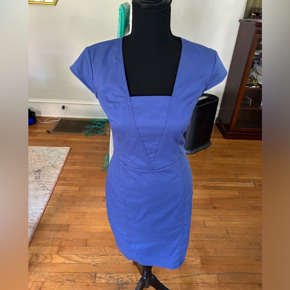 Minimalist dress